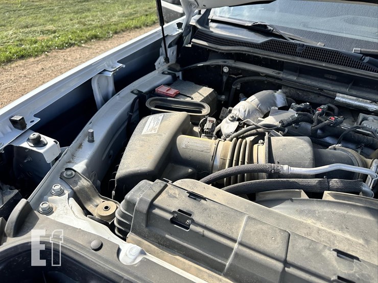 2021-chevrolet-silverado-2500hd-lt-image-41