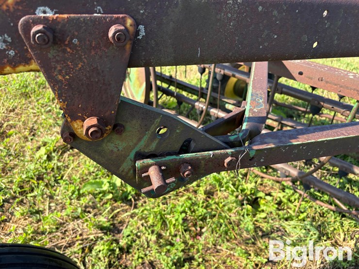 john-deere-640-image-15
