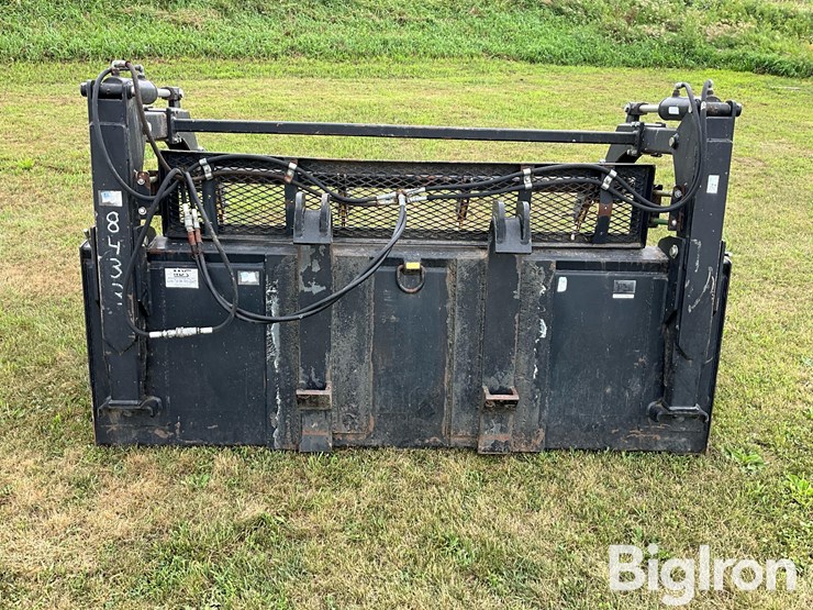 john-deere-8-image-6