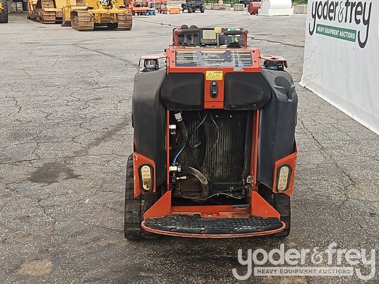 2019-ditch-witch-sk1050-image-4