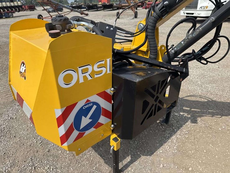 3-point-orsi-hydraulic-reach-mower-image-4