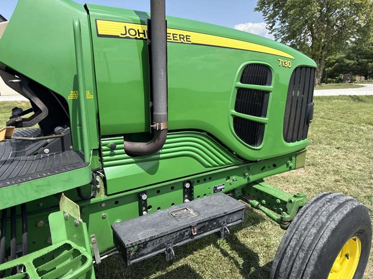 john-deere-7130-image-15