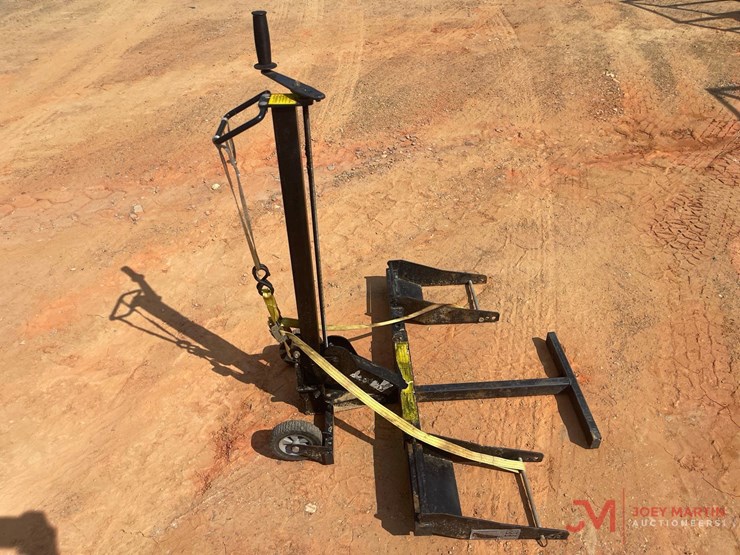 mojack-ez-riding-lawn-mower-lift-image-2