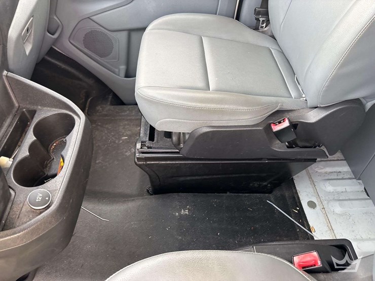 2018-ford-transit-image-18