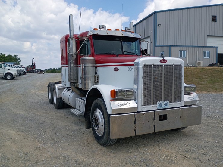 #21636-•-1997-peterbilt-379-semi-sleeper-truck-image-13