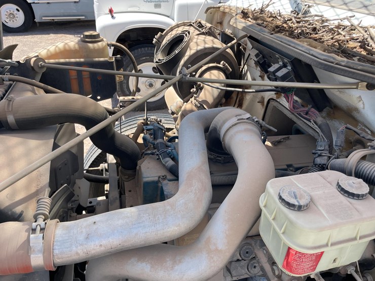 #2253-•-1998-isuzu-2-ton-cargo-truck-(has-nm-title)-(located-in-las-cruces)-image-40