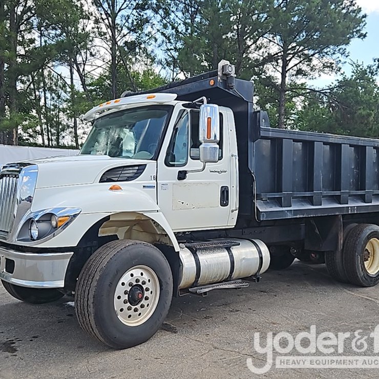 2009 INTERNATIONAL 7600