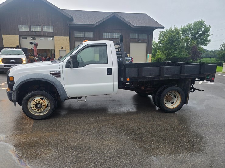 2008-ford-f550-image-5