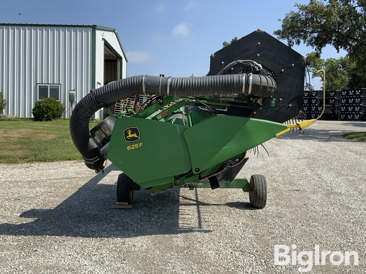 2013-john-deere-625f-image-4
