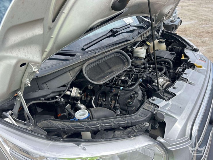 2020-ford-transit-image-8