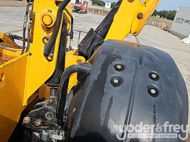 2018-jcb-510-56-image-11