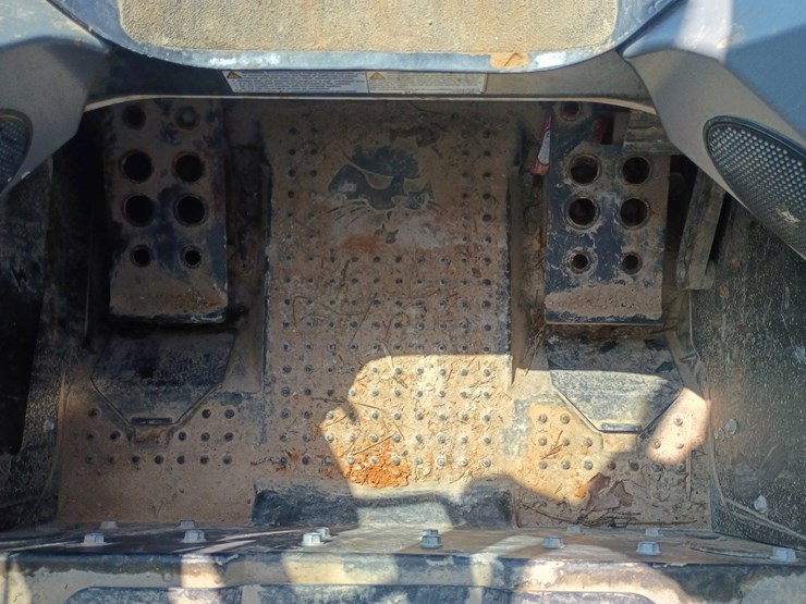 2023-bobcat-t650-image-29