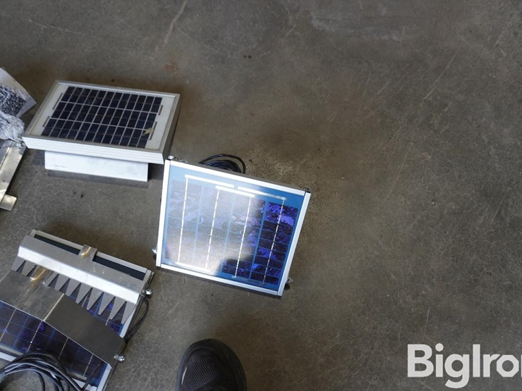 bp-solar-panels-&-inverters-image-10