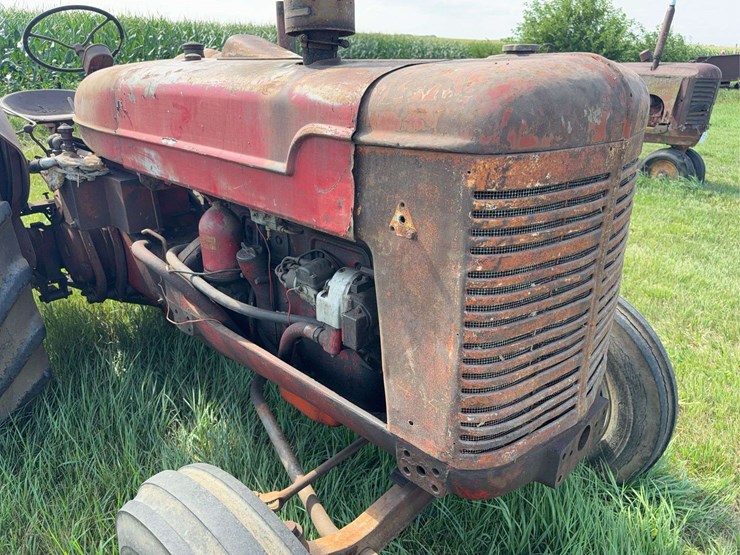 international-mccormick-deering-wd-9-image-10