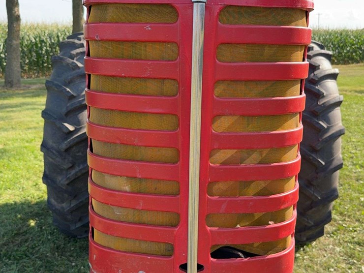 massey-ferguson-444-image-9