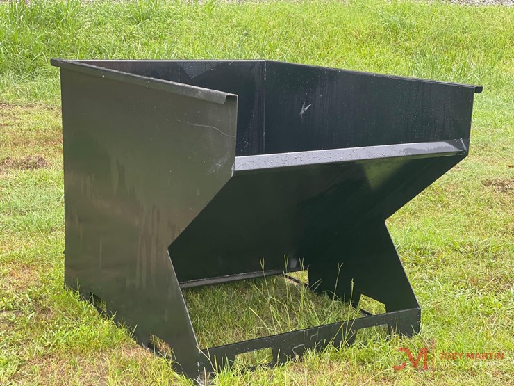 new-2yd-trash-hopper-skid-steer-attachment-image-1