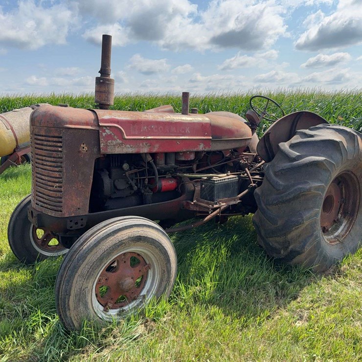 International McCormick Deering WD-9