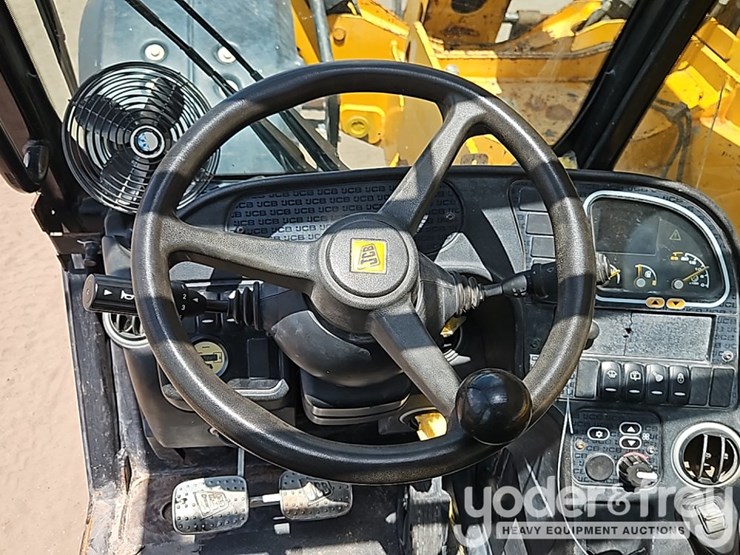 2016-jcb-510-56-image-34