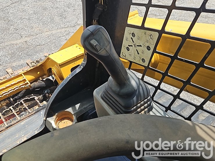 2021-caterpillar-289d3-image-28