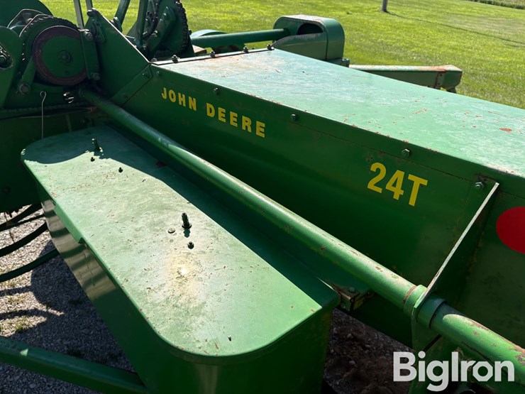 john-deere-24t-image-14