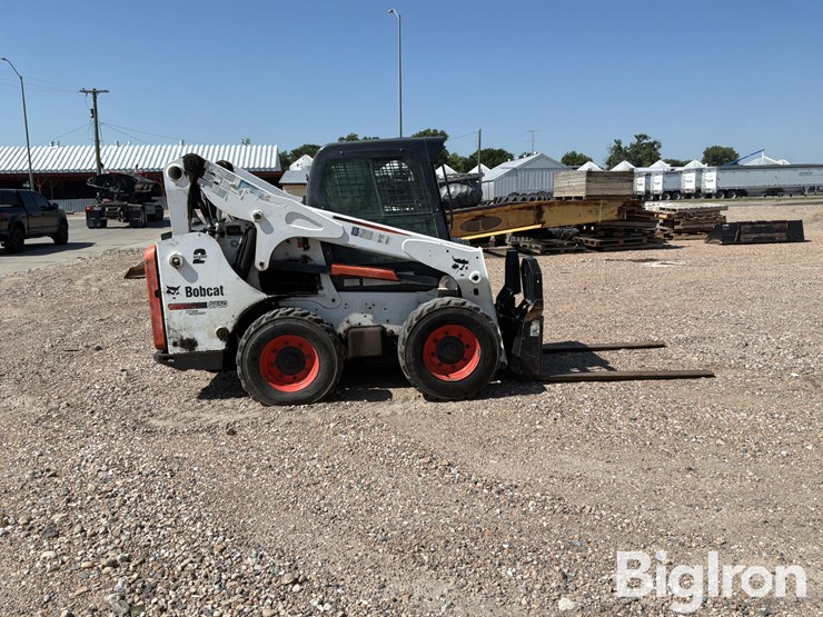 2016-bobcat-s750-image-4