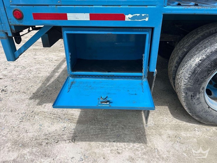 2019-ford-f750-image-22