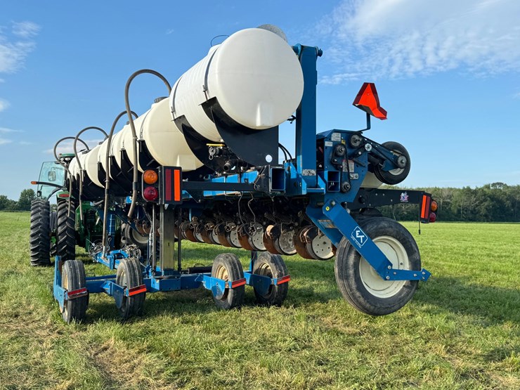 kinze-3600-image-4