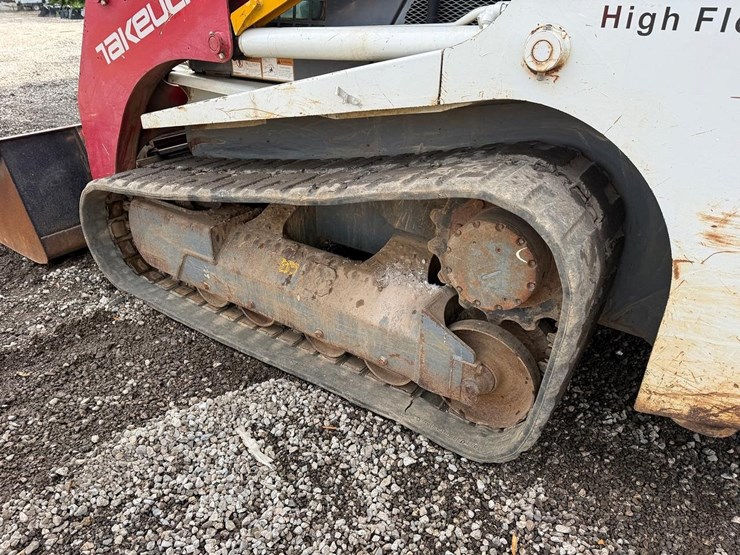 2016-takeuchi-tl10-image-16