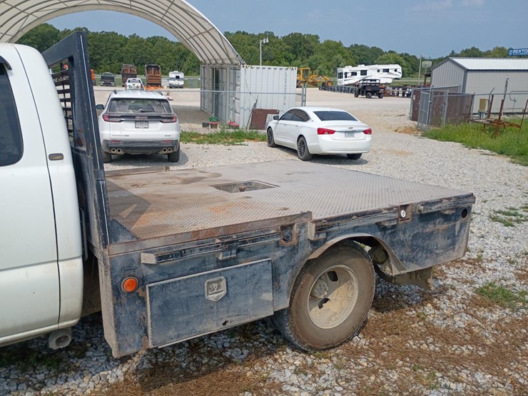 2006-chevrolet-silverado-3500-image-62