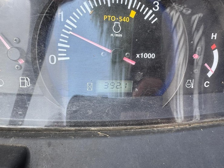 2019-kubota-l4701-image-20