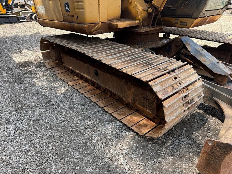deere-80c-image-11