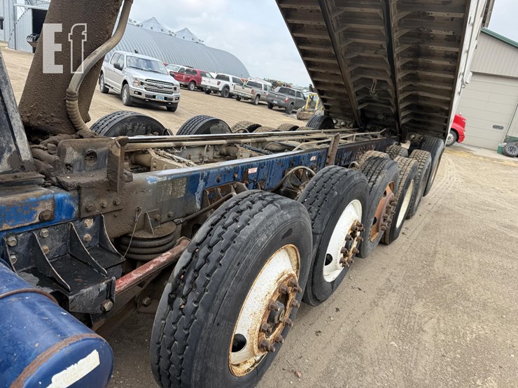 2001-western-star-4900-image-49