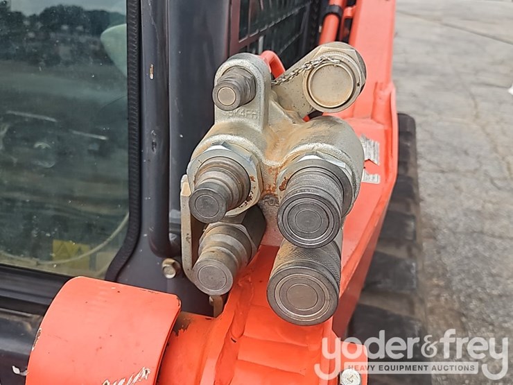 2023-kubota-svl75-2-image-19