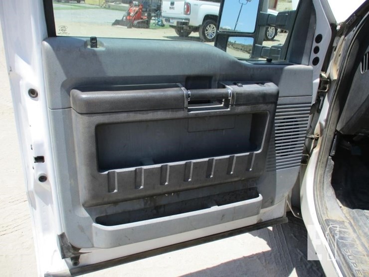 2016-ford-f350-image-12