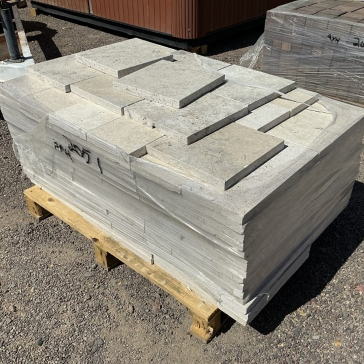 PALLET OF TRAVERTINE PAVERS