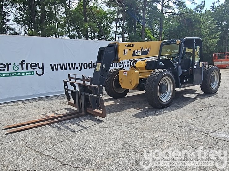 2015-caterpillar-tl943c-image-1