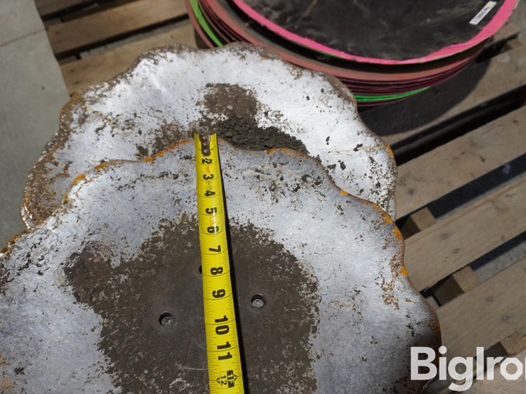 norwood-18"-discs-image-7
