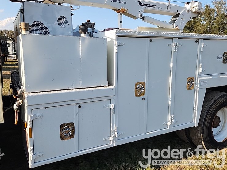 2008-international-durastar-4300-image-8