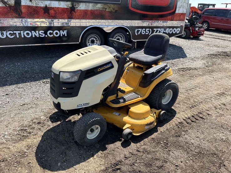 cub-cadet-1050-image-1