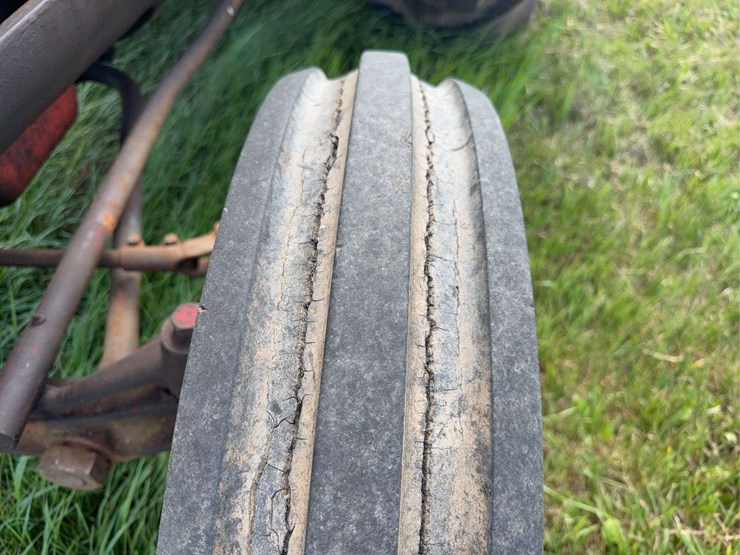 international-mccormick-deering-wd-9-image-14