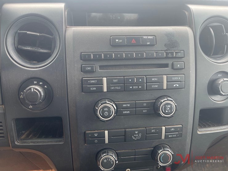 2013-ford-f150-xl-image-23