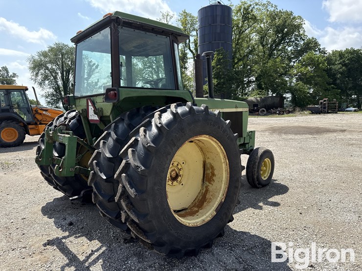 john-deere-4430-image-5