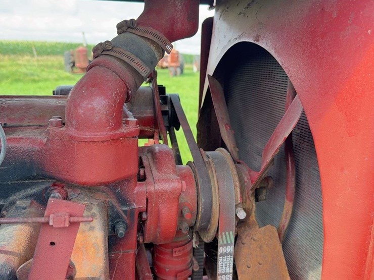 mccormick-deering-w-40-image-21