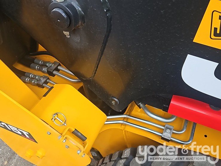 2026-jcb-215t-image-18