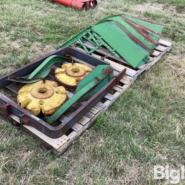 JOHN DEERE 2