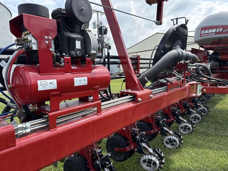 case-ih-2150-image-17