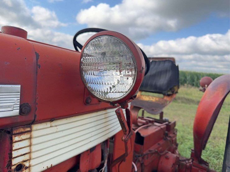 farmall-340-row-crop-image-47