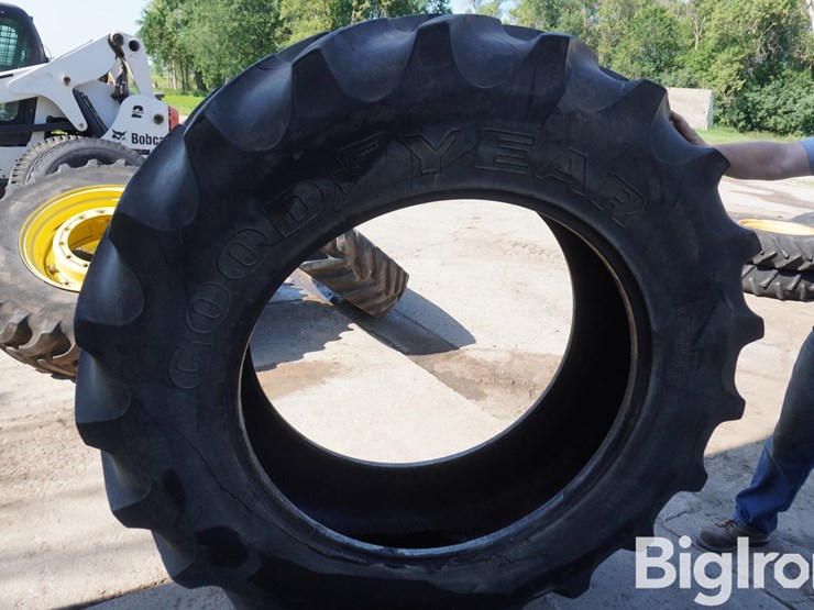 18.4r38-tire-image-6