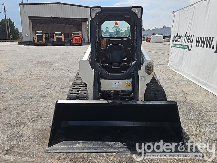 2023-bobcat-t550-image-8