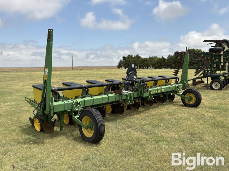john-deere-2-image-3